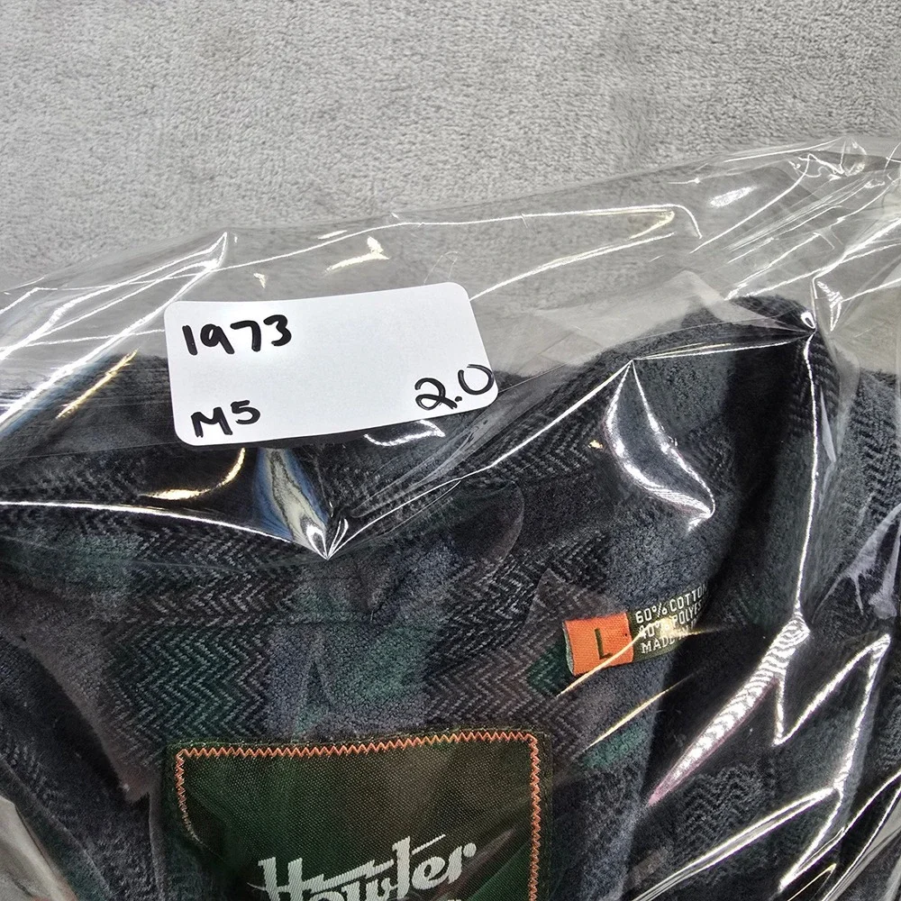 Howler Bros Flannel Shirt Mens Large Gray Black Buffalo Check Long sleeve‎